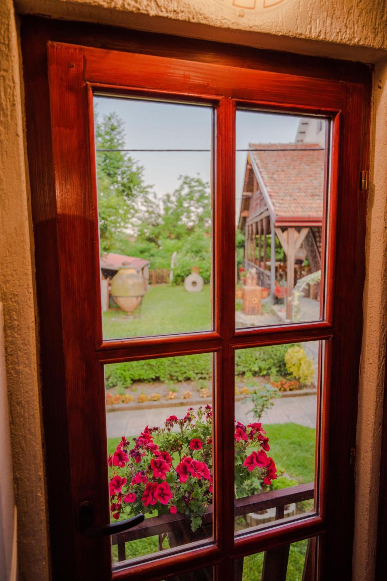 Apartment In Antique Museum Filip Bitola Kültér fotó